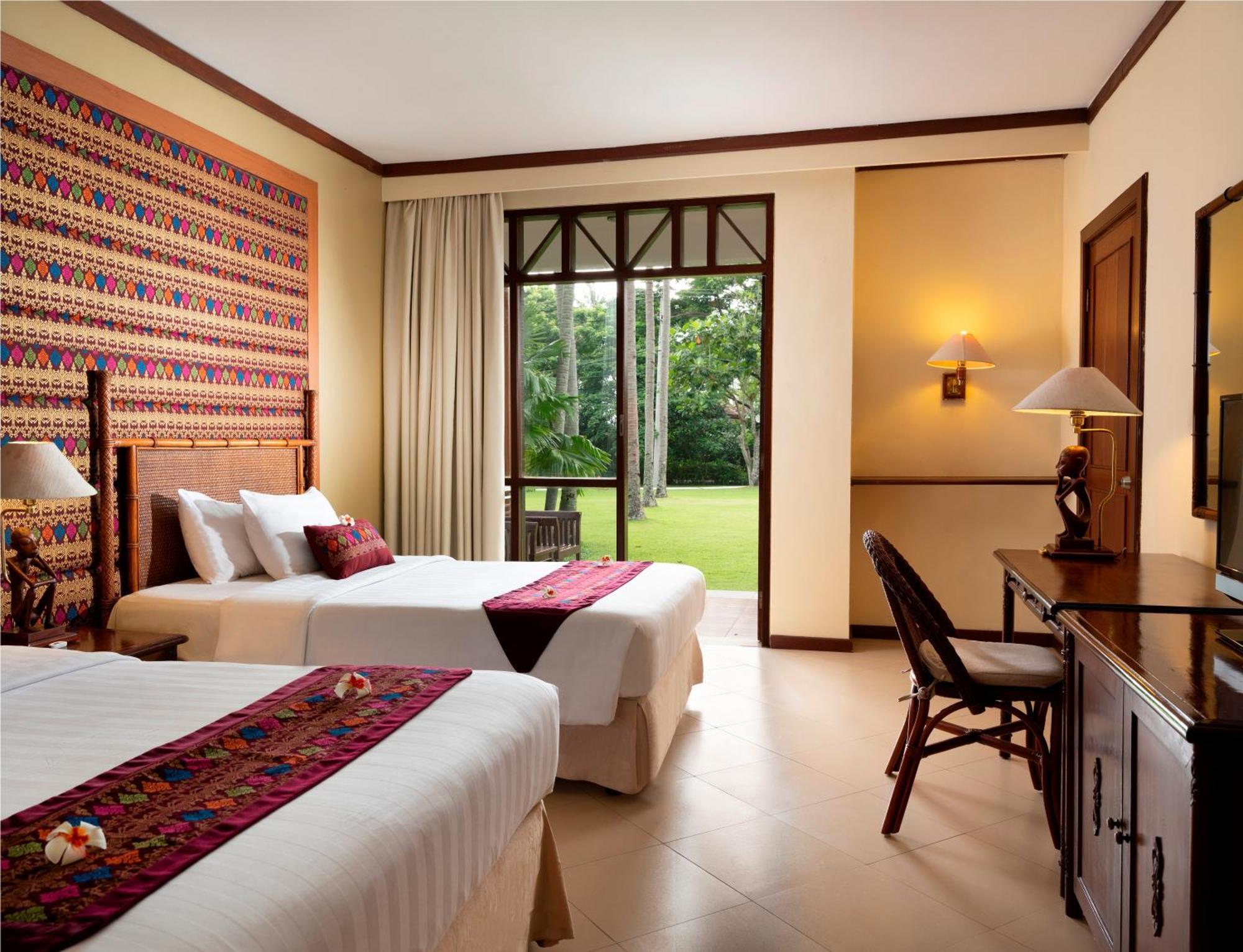 Mangsit Suites By Holiday Resort Lombok Exterior foto