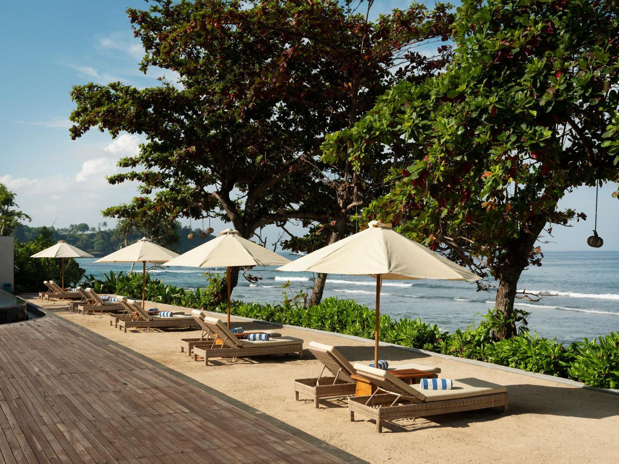 Mangsit Suites By Holiday Resort Lombok Exterior foto